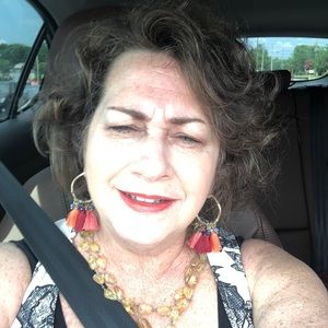 Meet your Posher, Phyllis